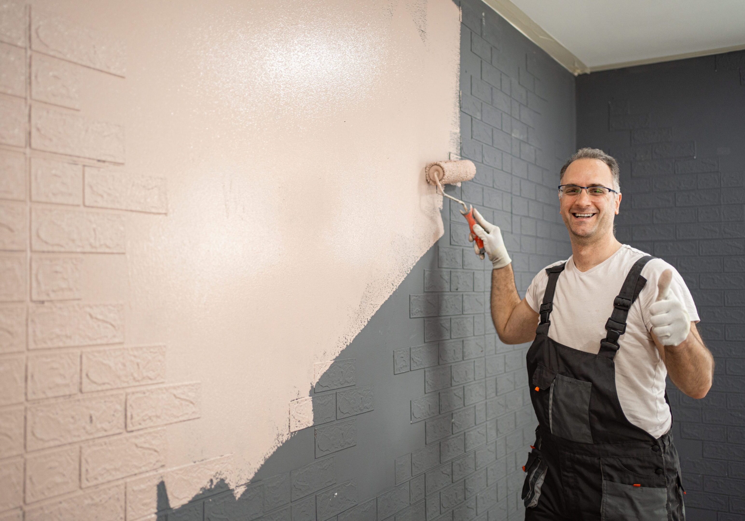 A Complete Guide to Choosing the Right Paint for Homes
